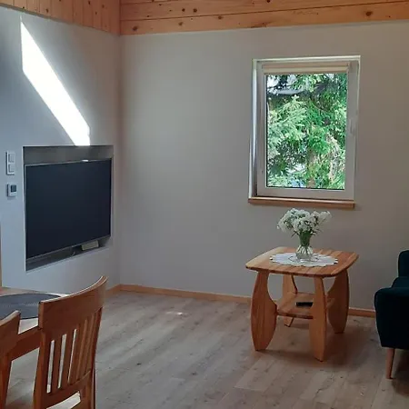 別荘 Pod Skielkiem Lukowica